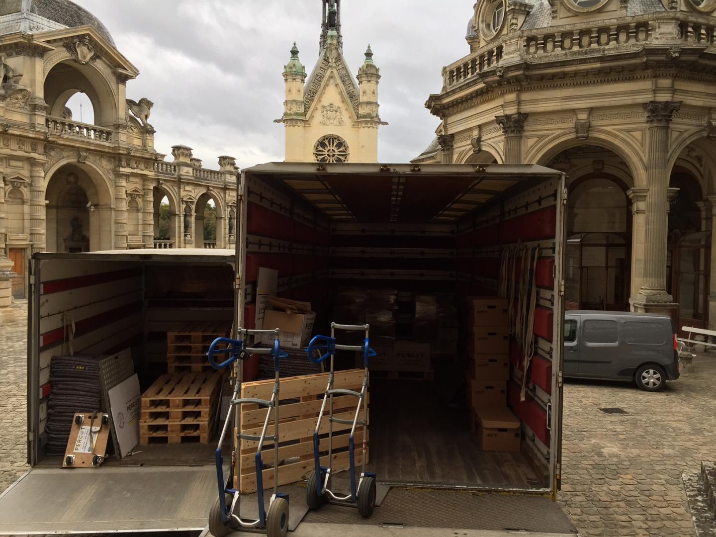 Déménagement du château de Chantilly