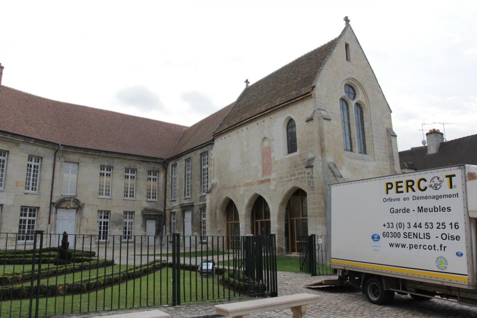 Déménagement au musée de Senlis